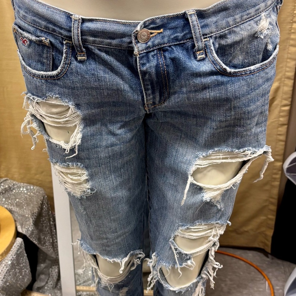 Hollister Medium Blue Ripped Skinny Jeans - Picture 13 of 16